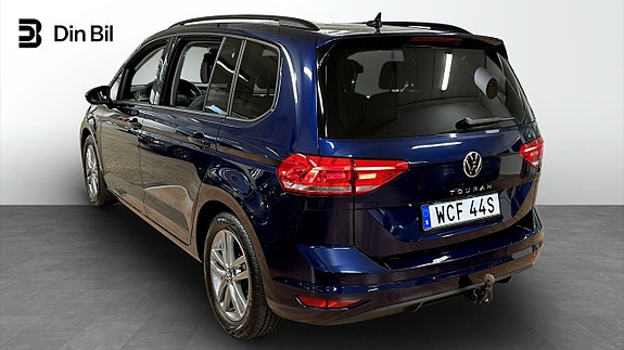 Volkswagen Touran 3 of 13