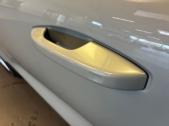 Volvo XC40 11 of 17