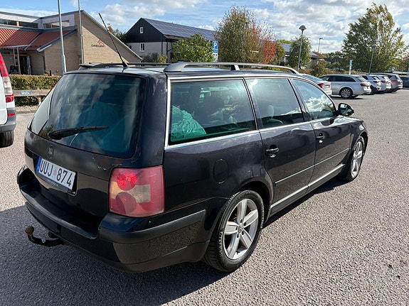 Volkswagen Passat 4 of 8
