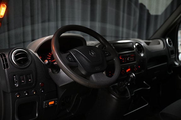 Renault Master 22 of 30