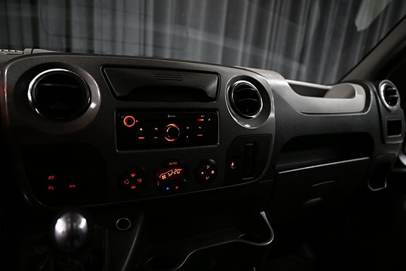 Renault Master 29 of 30