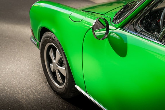 Porsche 911 Targa 17 of 30