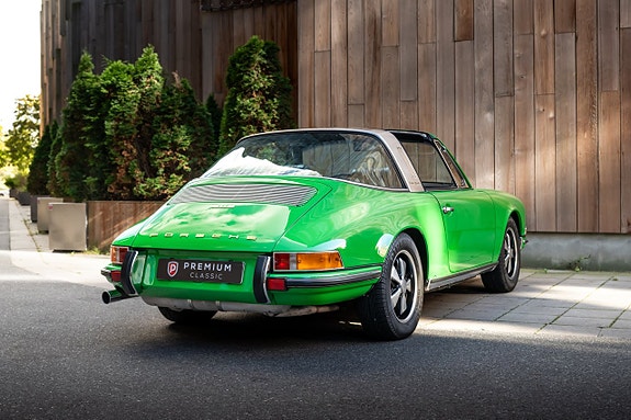 Porsche 911 Targa 13 of 30