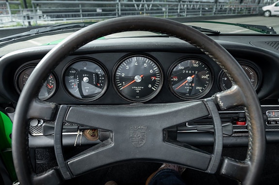 Porsche 911 Targa 28 of 30
