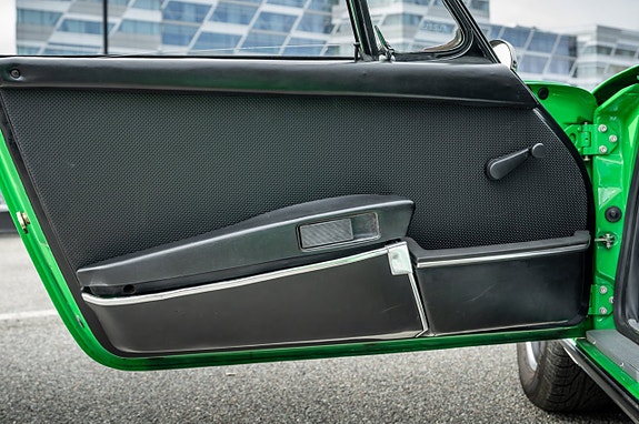 Porsche 911 Targa 23 of 30