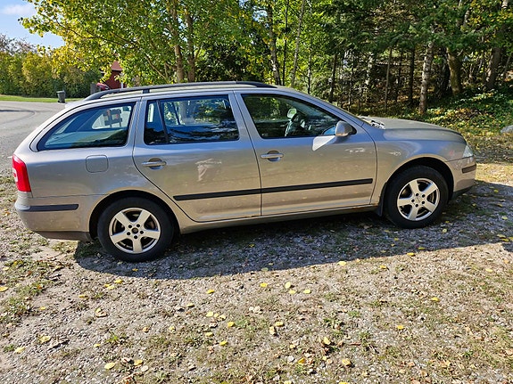 Skoda Octavia 3 of 17