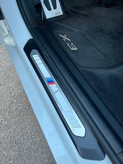 BMW iX3 15 of 19