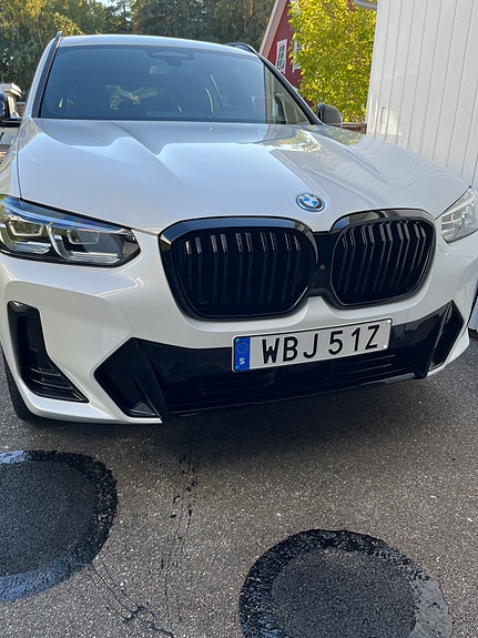 BMW iX3 19 of 19