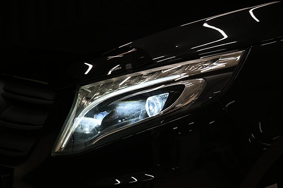 Mercedes-Benz Vito 119 7 of 30
