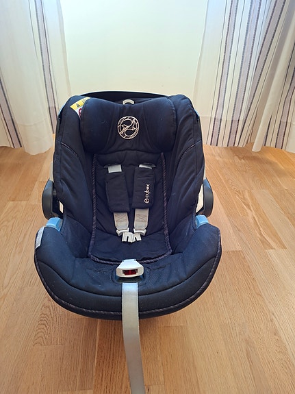 Product image 1 of 3