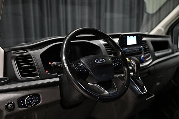 Ford Transit 15 of 27