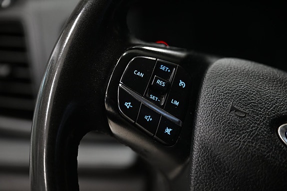 Ford Transit 23 of 27