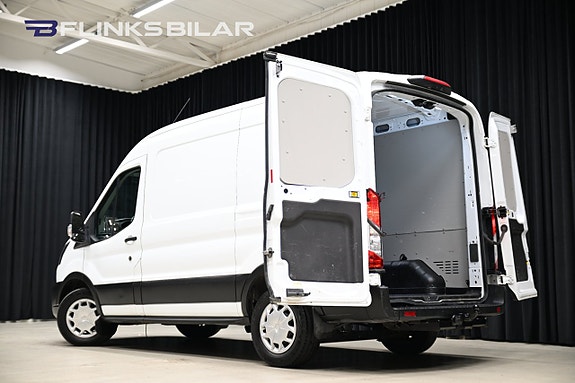 Ford Transit 7 of 27