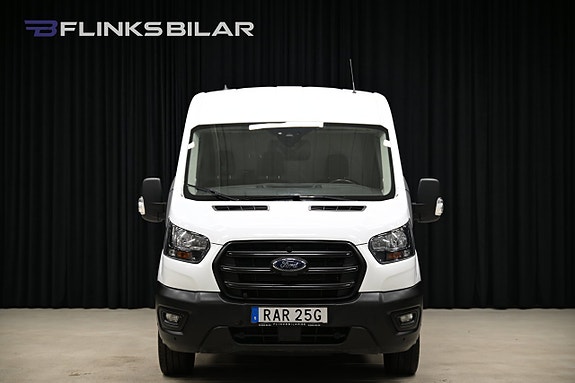 Ford Transit 13 of 27
