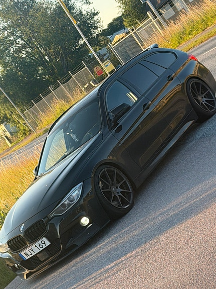 BMW 330d 4 of 6