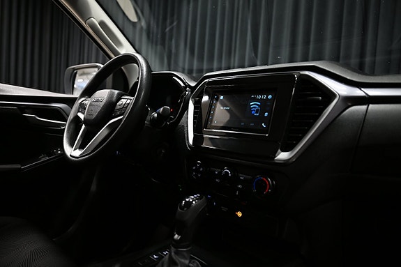 Isuzu D-max 30 of 30