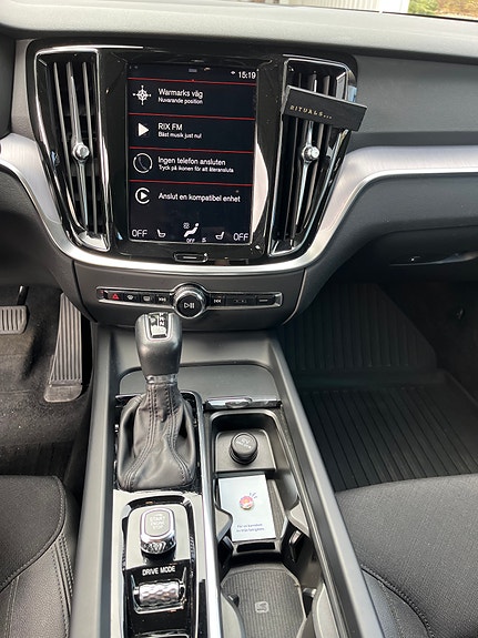 Volvo V60 Cross Country 7 of 17