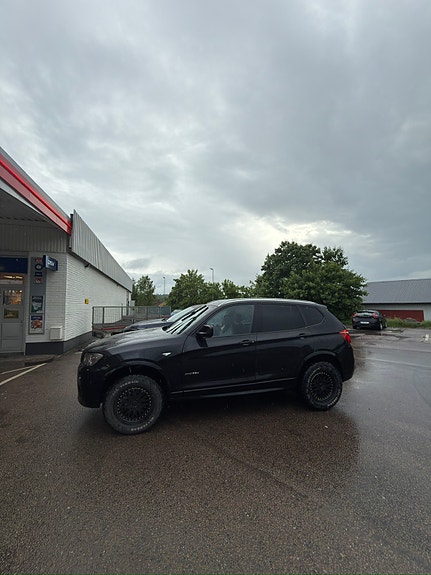 BMW X3 2 of 6