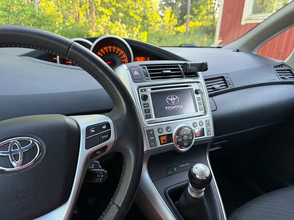 Toyota Verso 8 of 11