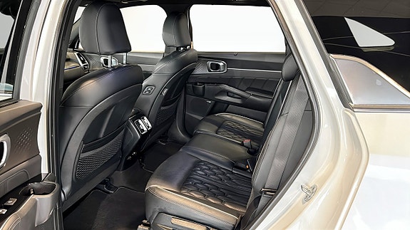 Kia Sorento 7 of 11
