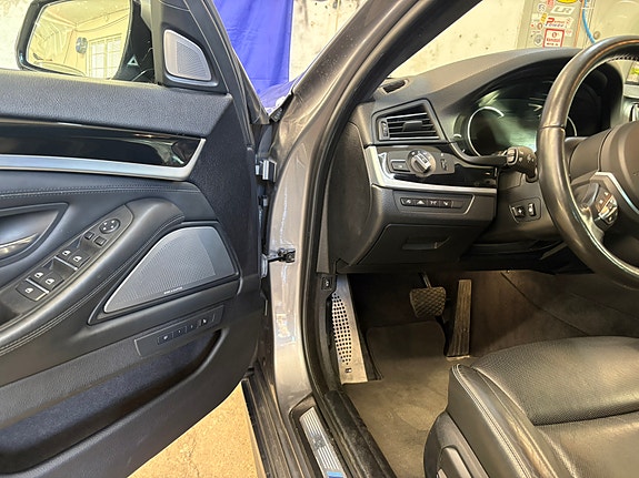 BMW M550d 11 of 11