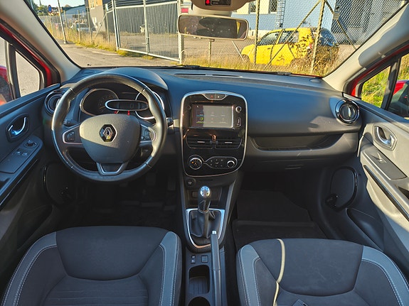 Renault Clio 5 of 6