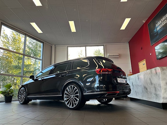 Volkswagen Passat 5 of 17
