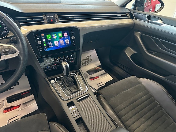 Volkswagen Passat 13 of 17
