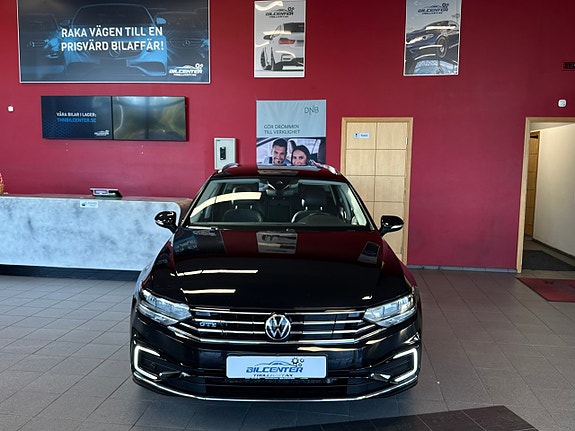 Volkswagen Passat 6 of 17