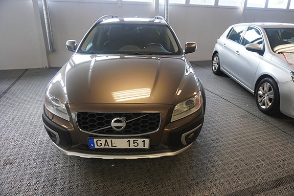 Volvo XC70 3 of 5
