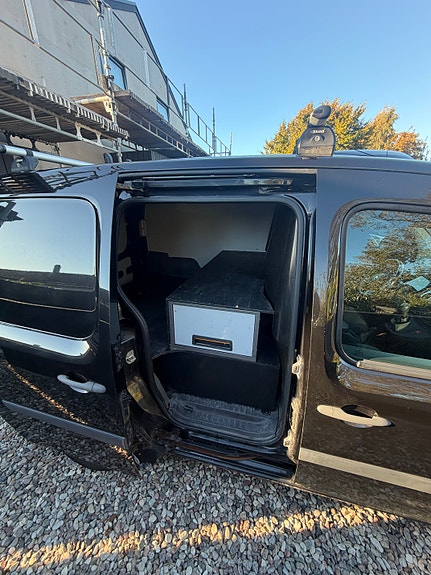 Renault Kangoo Express 7 of 9