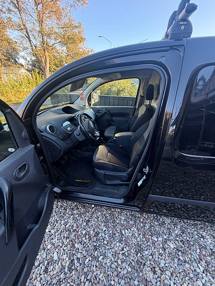 Renault Kangoo Express 9 of 9
