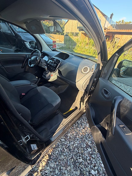Renault Kangoo Express 8 of 9