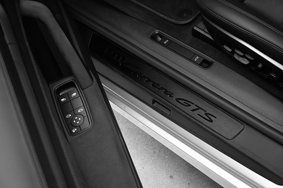 Porsche 911 25 of 30