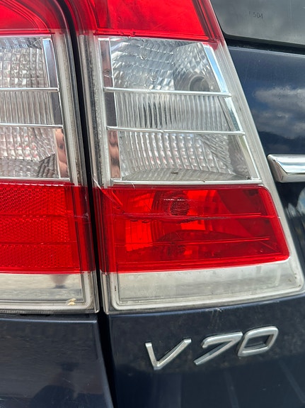 Volvo V70 5 of 17