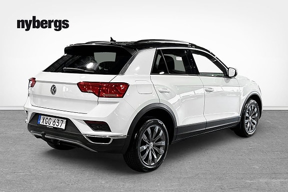 Volkswagen T-Roc 4 of 12