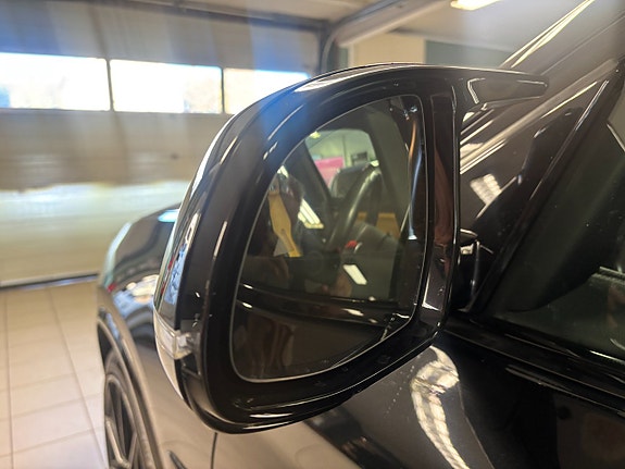 BMW X4 15 of 16