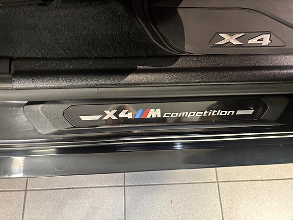 BMW X4 11 of 16