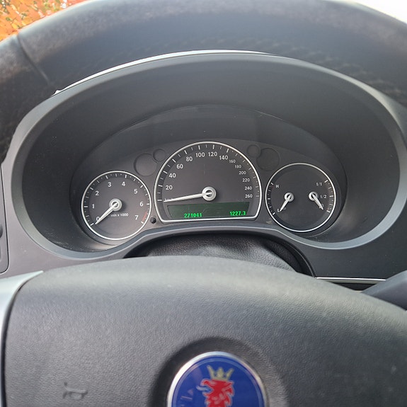 Saab 9-3 9 of 10