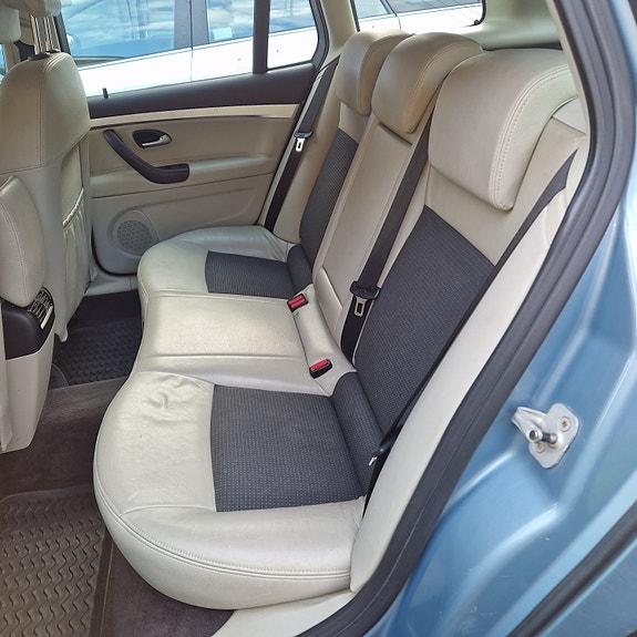 Saab 9-3 4 of 10