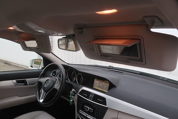 Mercedes-Benz C180 20 of 26