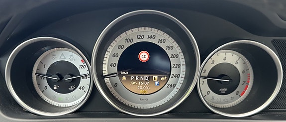 Mercedes-Benz C180 12 of 26