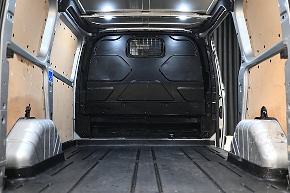 Ford Transit Custom 7 of 27