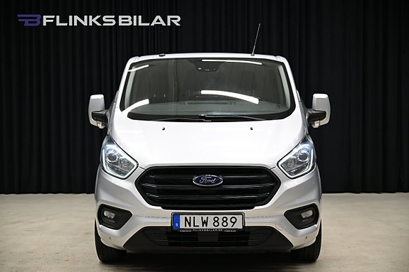 Ford Transit Custom 10 of 27