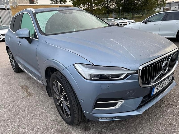 Volvo XC60 2 of 5
