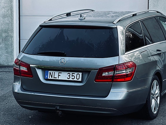 Mercedes-Benz E250 10 of 15