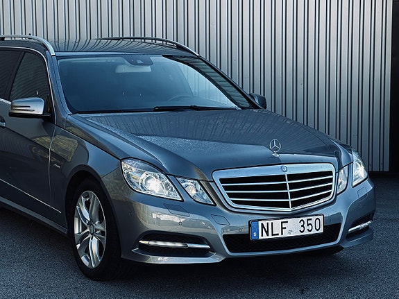 Mercedes-Benz E 250 2 of 18