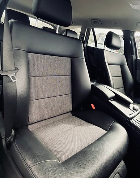 Mercedes-Benz E250 15 of 15
