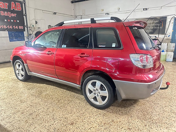 Mitsubishi Outlander 4 of 11