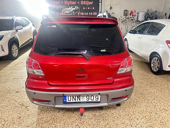 Mitsubishi Outlander 11 of 11
